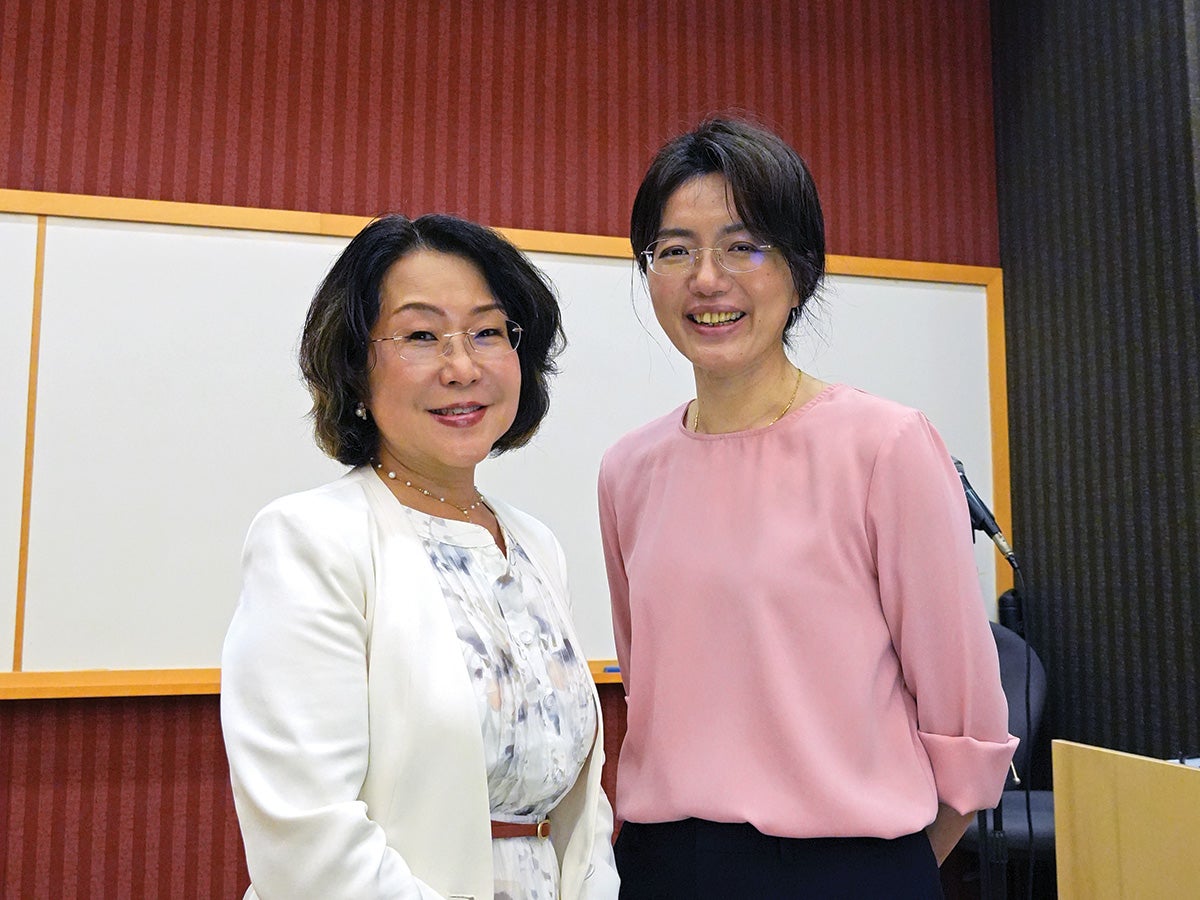 Prof Wang (left) and Dr Jiang (right).