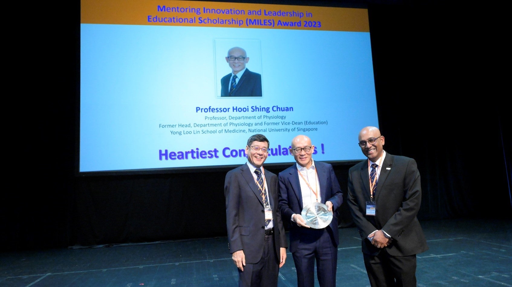 Congratulations to Prof. Hooi Shing Chuan for receiving the 2023 Mentoring Innovation and Leadership in Educational Scholarship (MILES) Award!