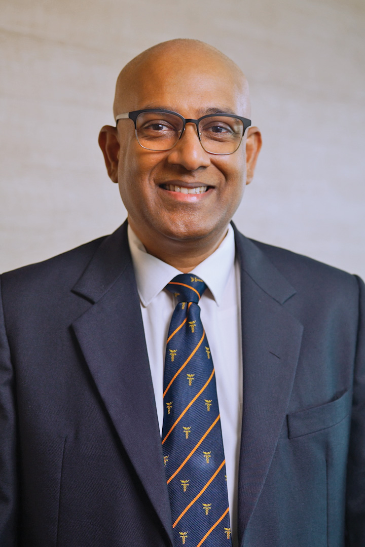 Photo of Dr Dujeepa Samarasekera