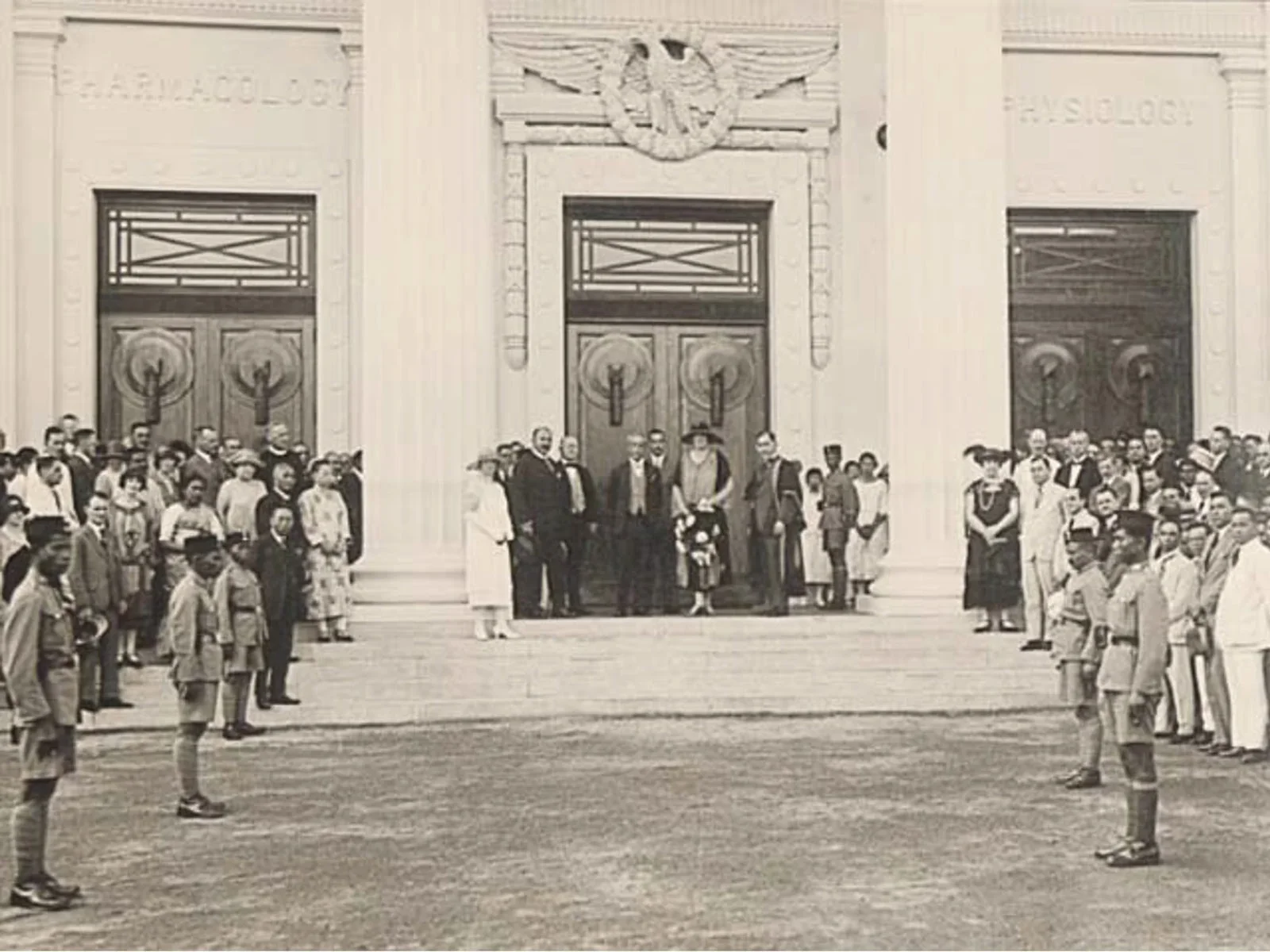 sf-02-banner-v01-4x3