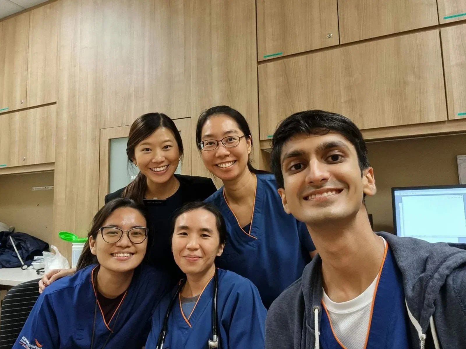Group photo of Ann-Hui during her stint as a House Officer in the SGH Department of Internal Medicine.