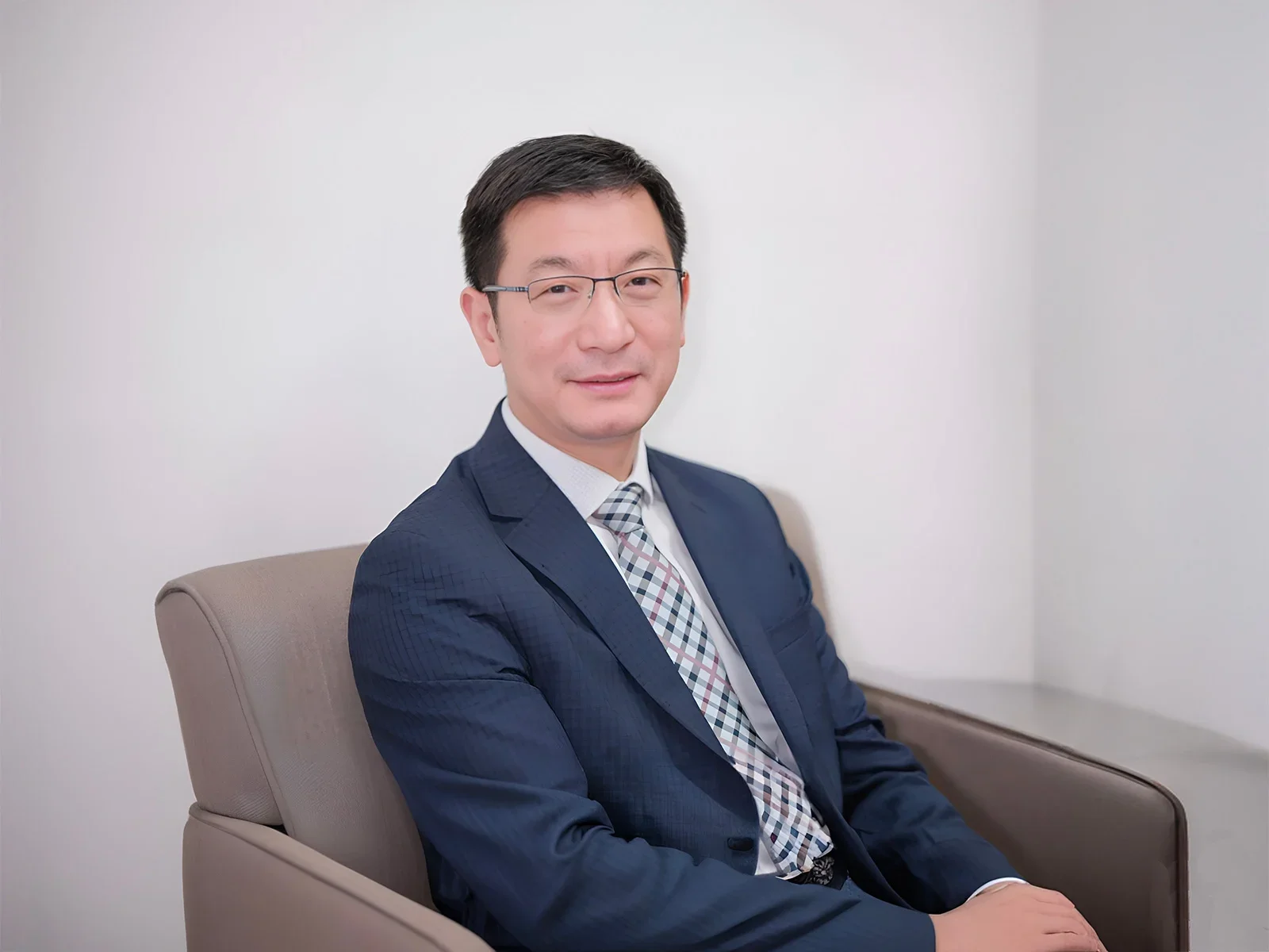 d-03-banner-v03-ai-ex-4x3