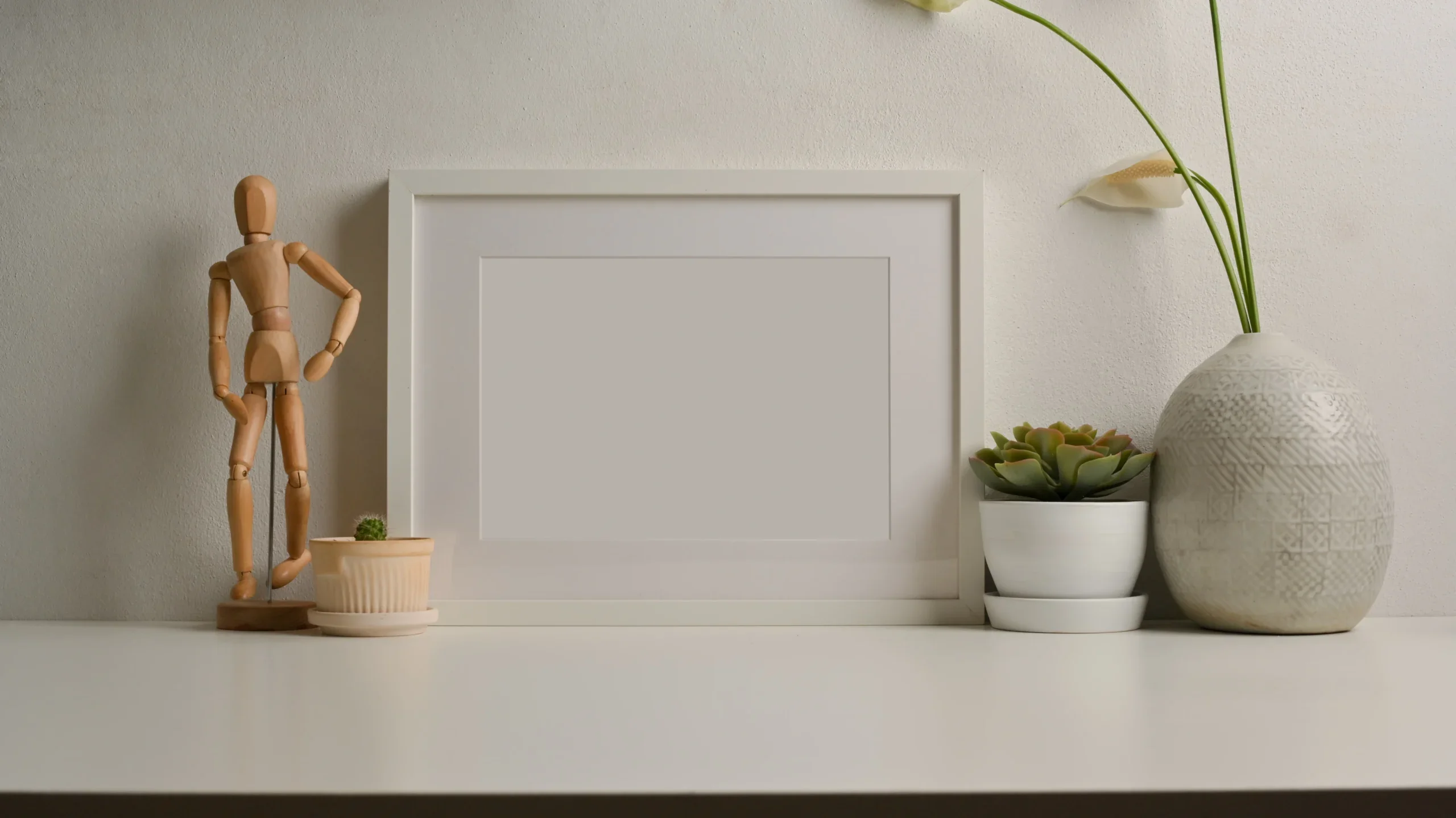 iStock-1289153577_Contact Us page